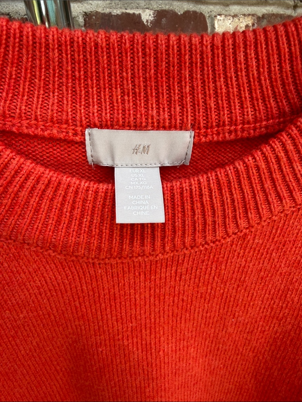 H&M Sweater - Picture 2 of 4